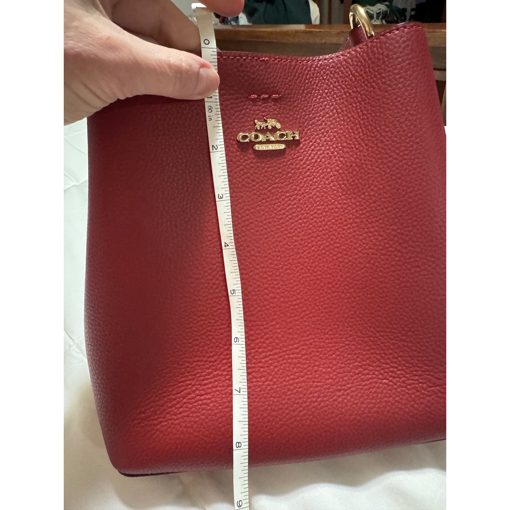 Coach Town Bucket Bag Red Pebbled Leather Gold Hardware Bag 91122 - Picture 8 of 9